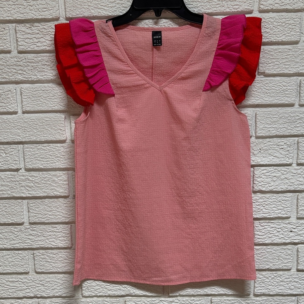 🎀 Pink and Red Ruffle Sleeve Top